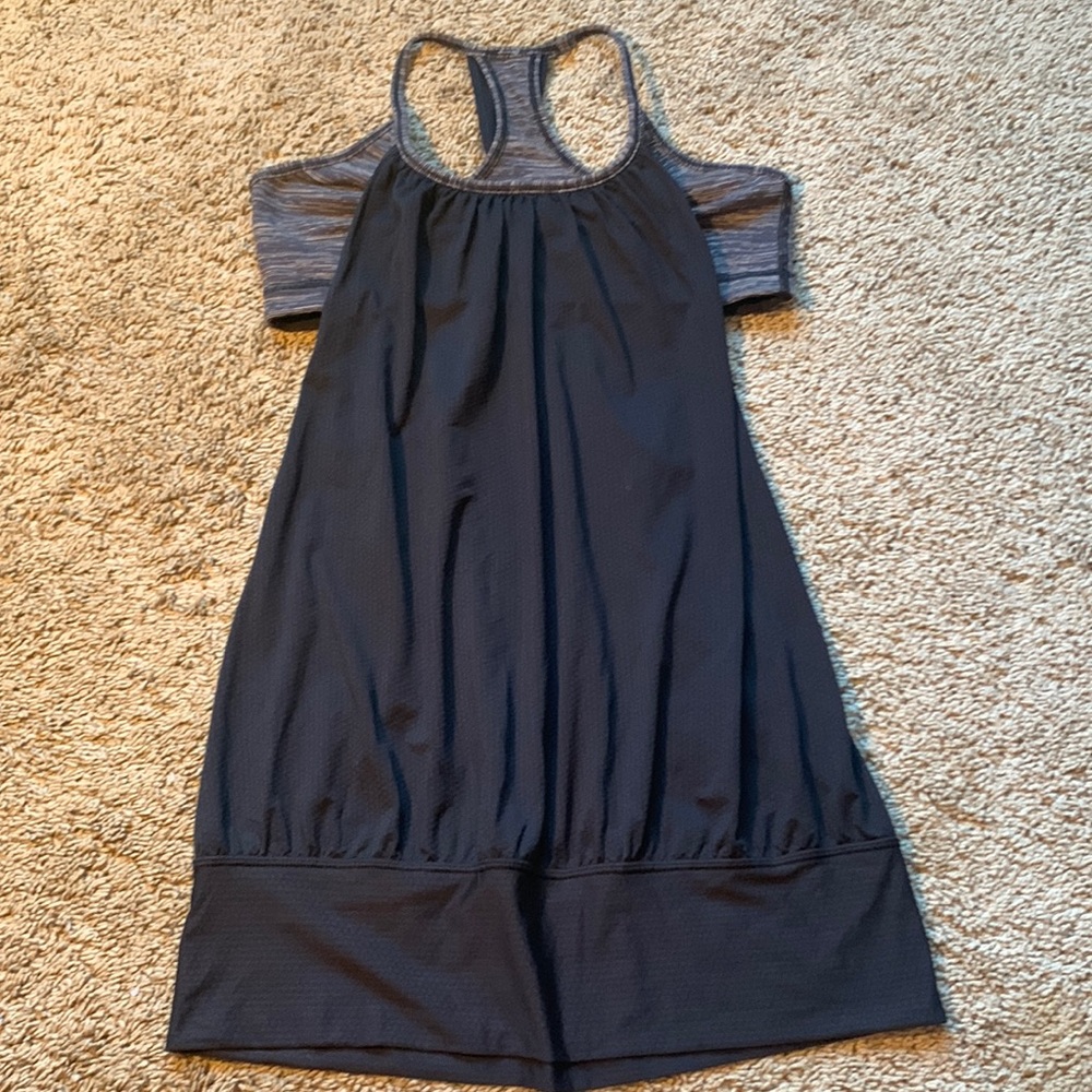 LULULEMON Womens No Limits Tank Black tank Black/white Heathered Bra size: 8